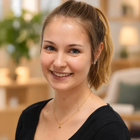 Porträt von Juliane R.